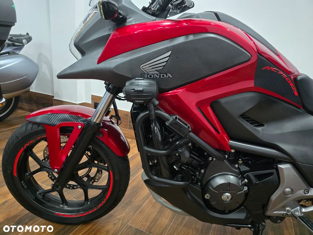 Honda NC - 24