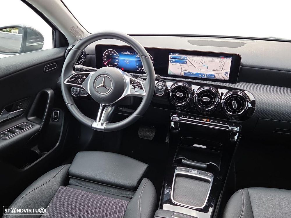 Mercedes-Benz A 250 e - 13
