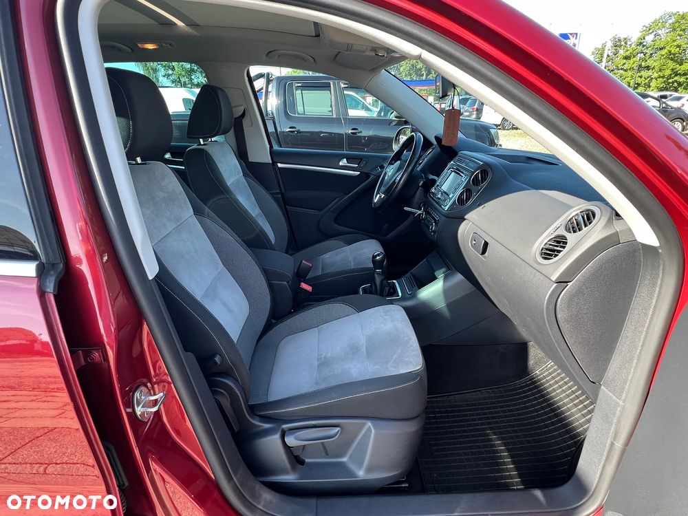 Volkswagen Tiguan 2.0 TSI 4Motion Lounge Sport & Style - 22