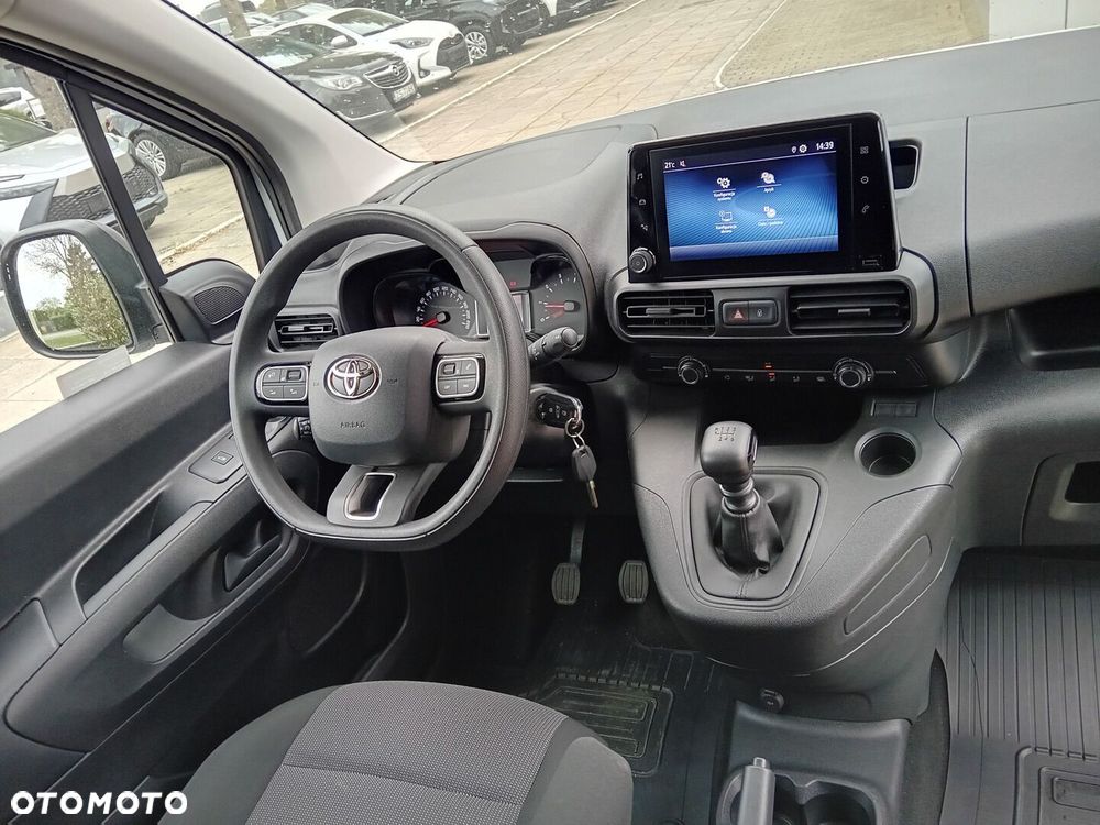 Toyota Proace City - 18