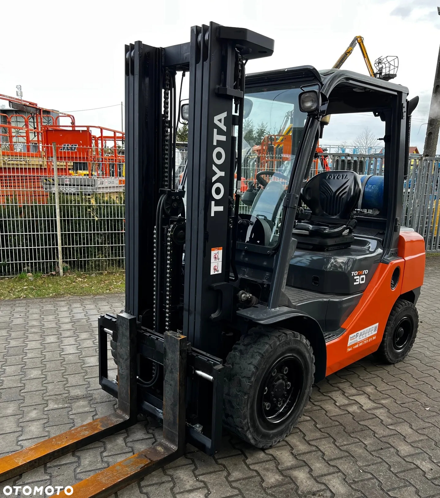 Toyota 02-8FGF30 - 6