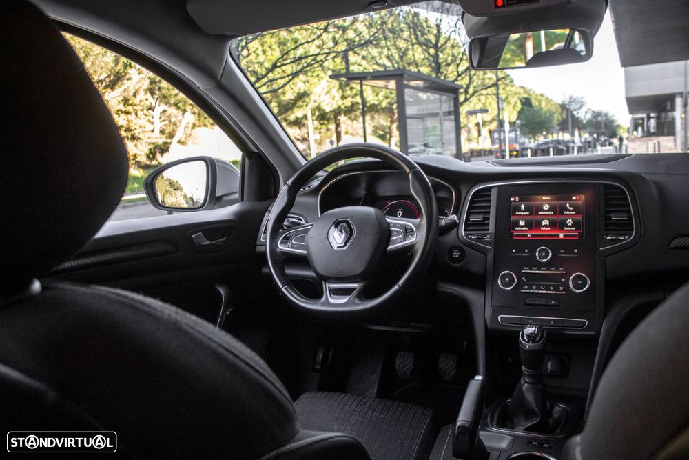 Renault Mégane 1.5 dCi Confort - 29