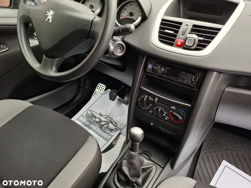 Peugeot 207 95 VTi Urban Move - 20
