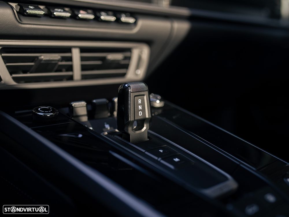 Porsche 911 (992) - 32