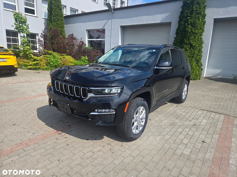 Jeep Grand Cherokee - 1