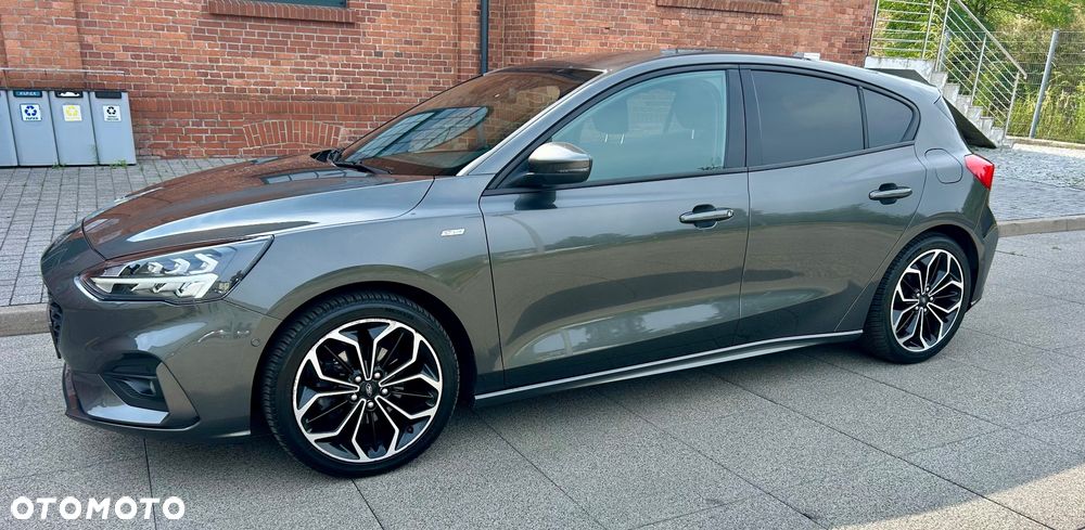 Ford Focus 1.0 EcoBoost Start-Stopp-System ST-LINE - 16