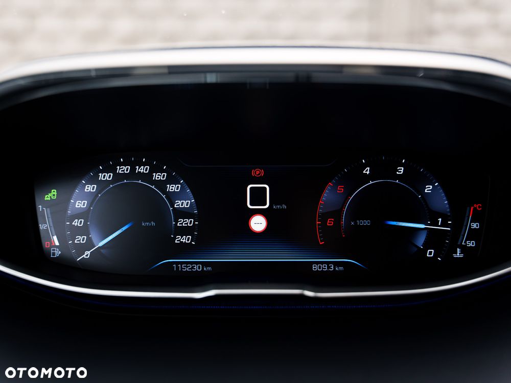 Peugeot 3008 1.5 BlueHDi Allure S&S - 25