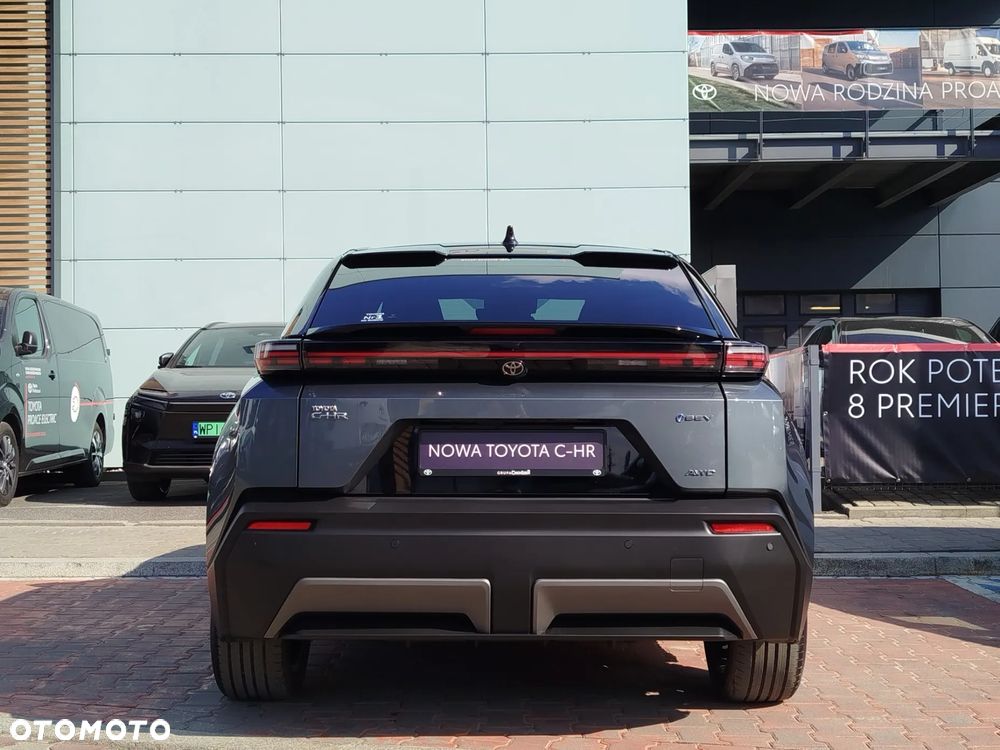 Toyota C-HR+ - 5