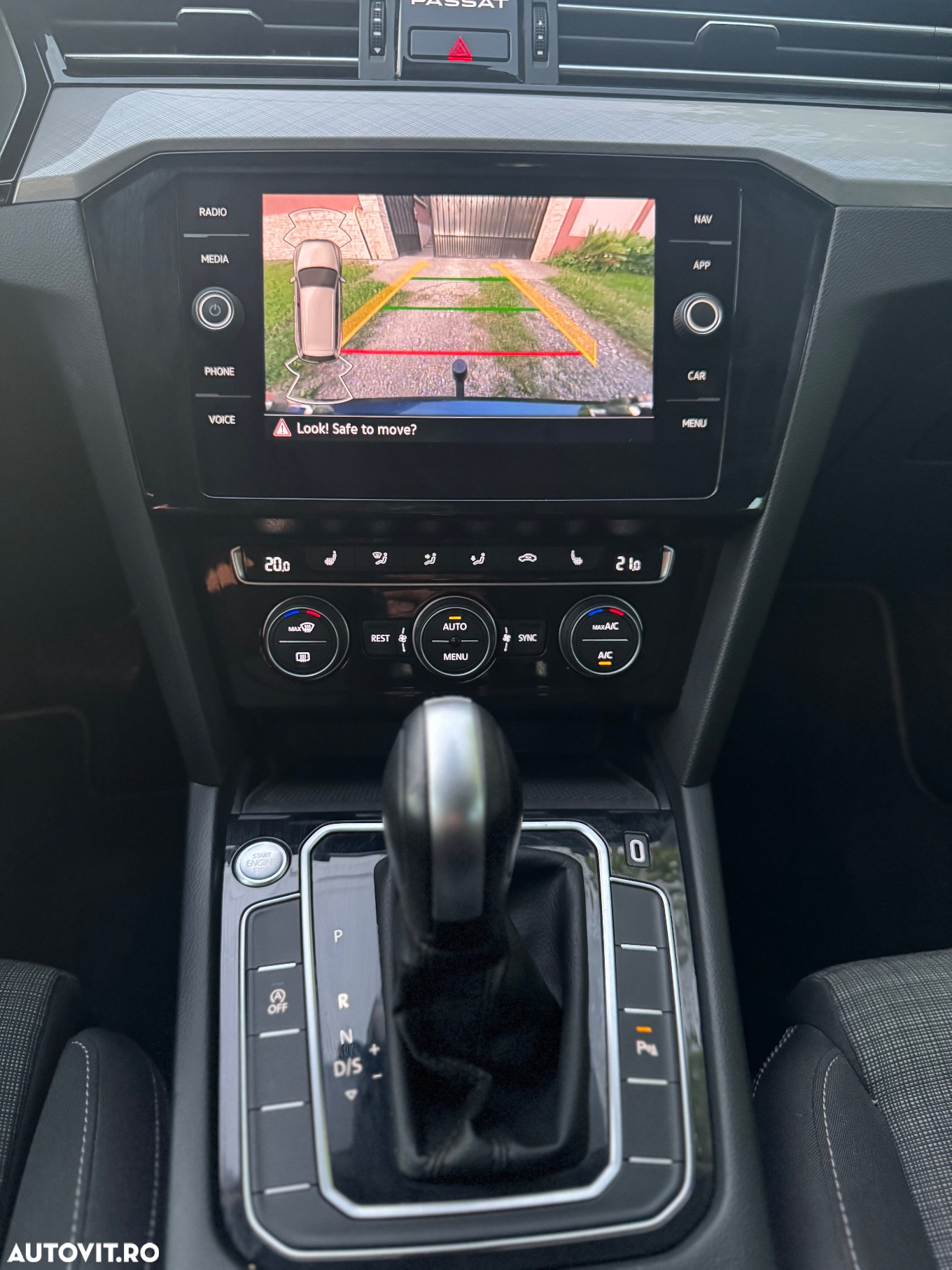 Volkswagen Passat 2.0 TDI DSG Highline - 9