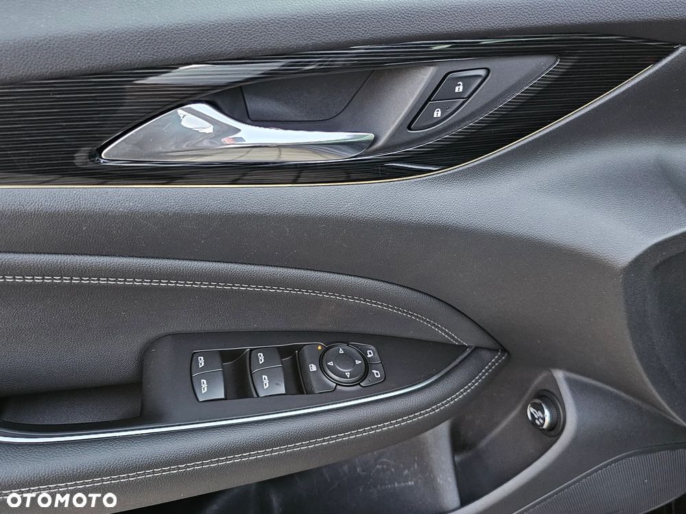 Opel Insignia 1.6 Automatik Business Innovation - 23