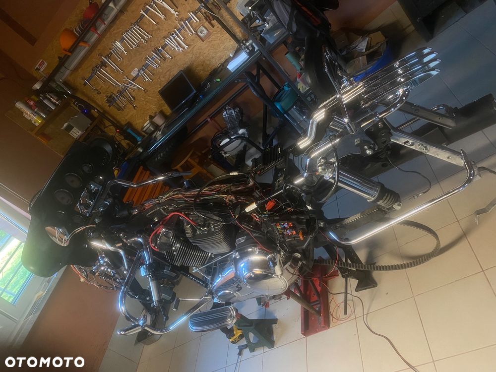 Harley-Davidson Touring Street Glide - 15