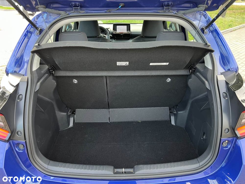 Toyota Yaris - 18