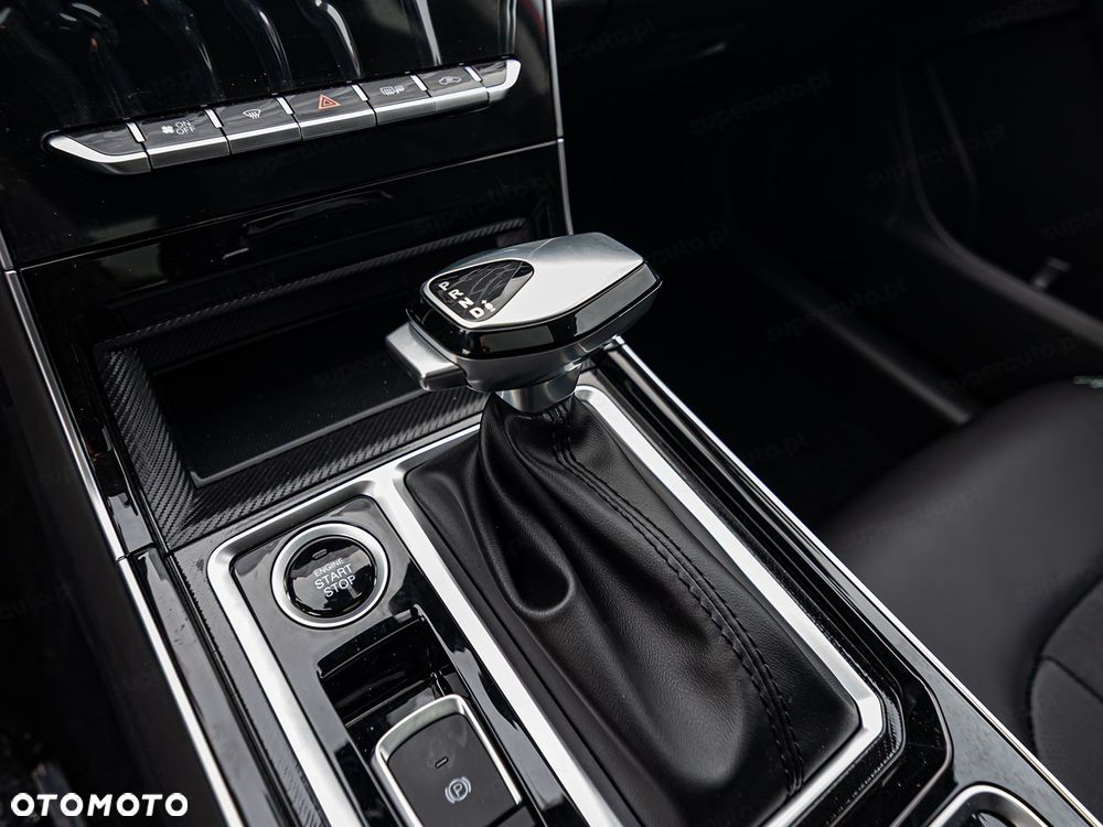 JAC J7 Plus CVT - 11