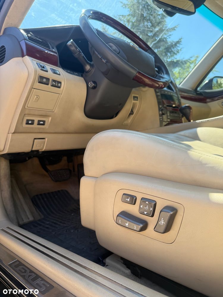 Lexus LS 460 Superior - 12