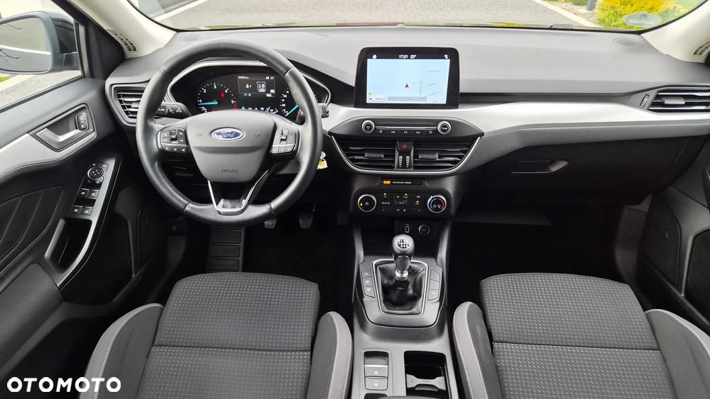 Ford Focus 1.5 EcoBlue Start-Stopp-System TITANIUM STYLE - 6