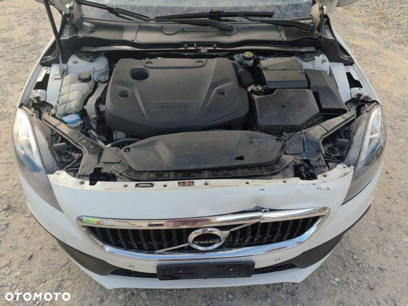 Volvo V40 Cross Country - 31