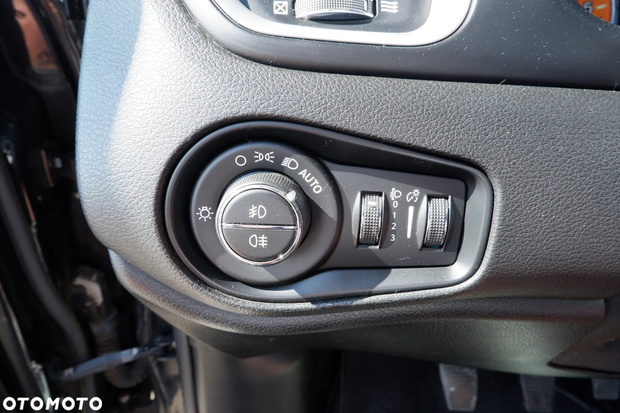 Jeep Renegade 2.0 MultiJet Limited 4WD S&S - 16