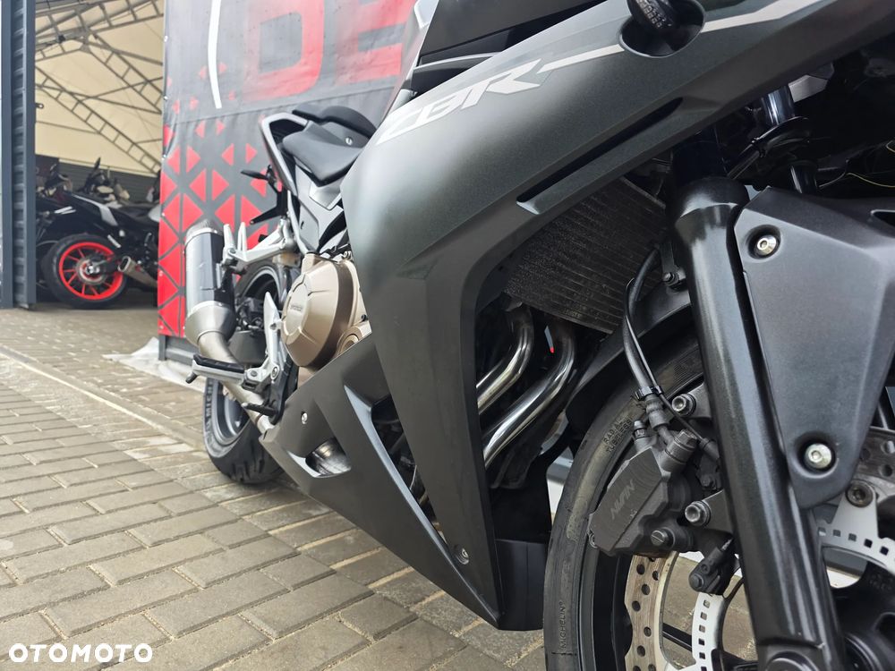 Honda CBR - 29