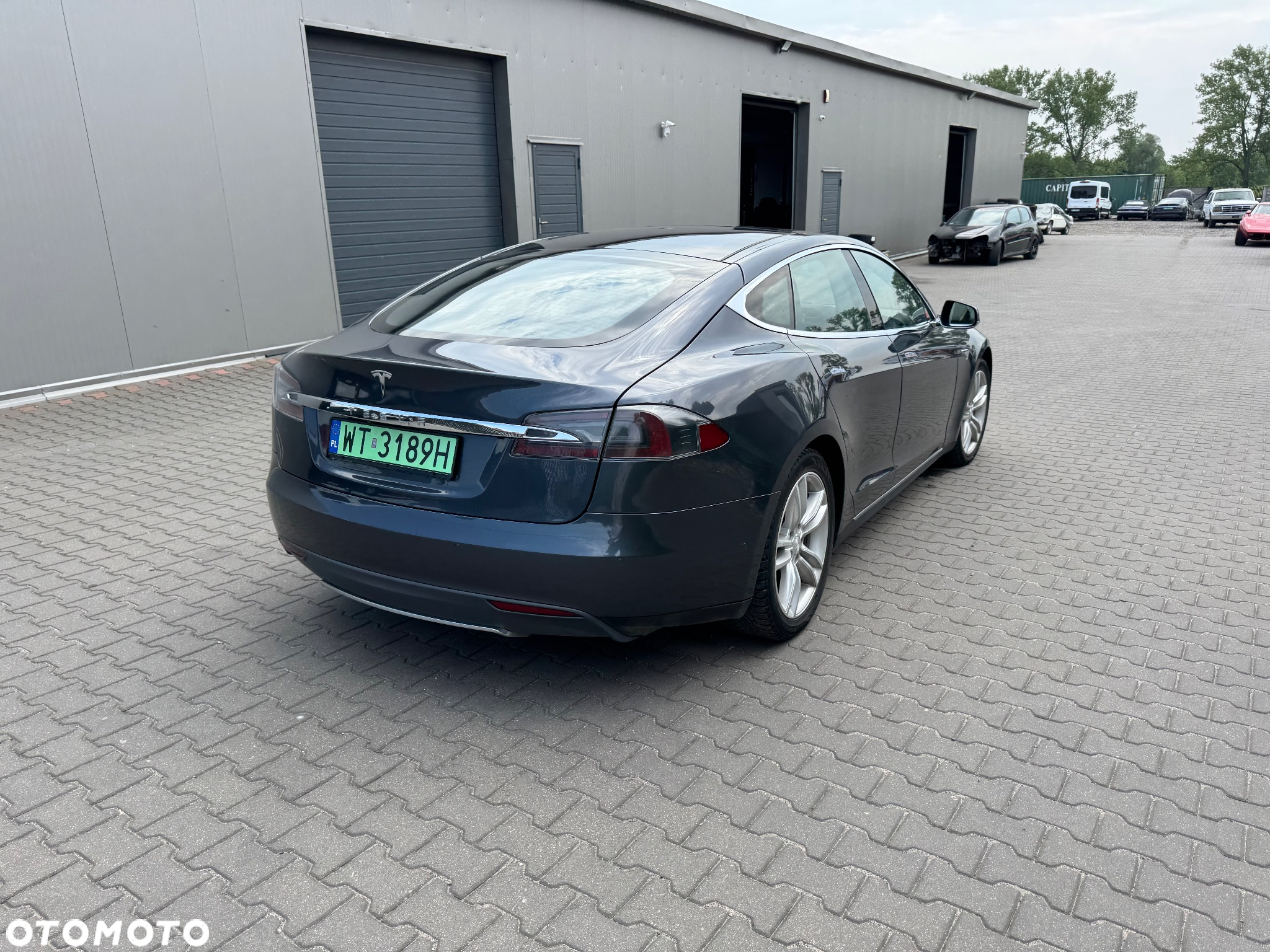 Tesla Model S Dual Motor Allradantrieb Performance - 12