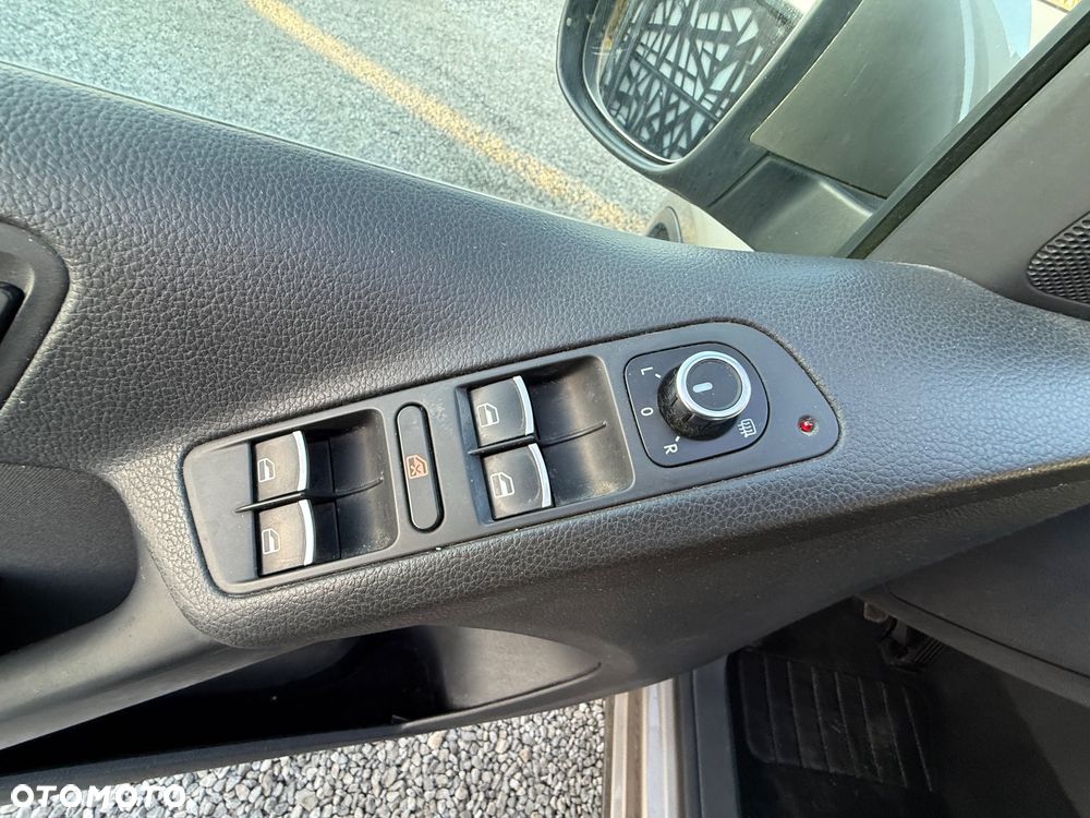 Volkswagen Tiguan 2.0 TDI DPF BlueMotion Technology Exclusive - 18