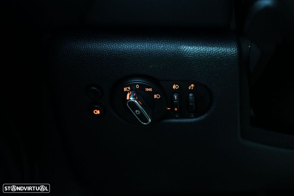 MINI 3 Portas Cooper SE - 22