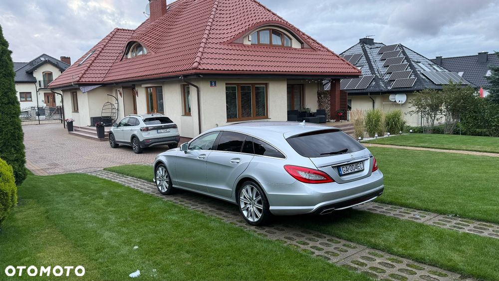 Mercedes-Benz CLS 350 CDI 4-Matic BlueEff - 3
