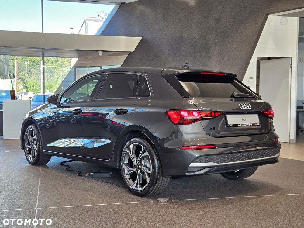 Audi A3 Sportback TFSI mHEV 110 kW Advanced S tronic - 4