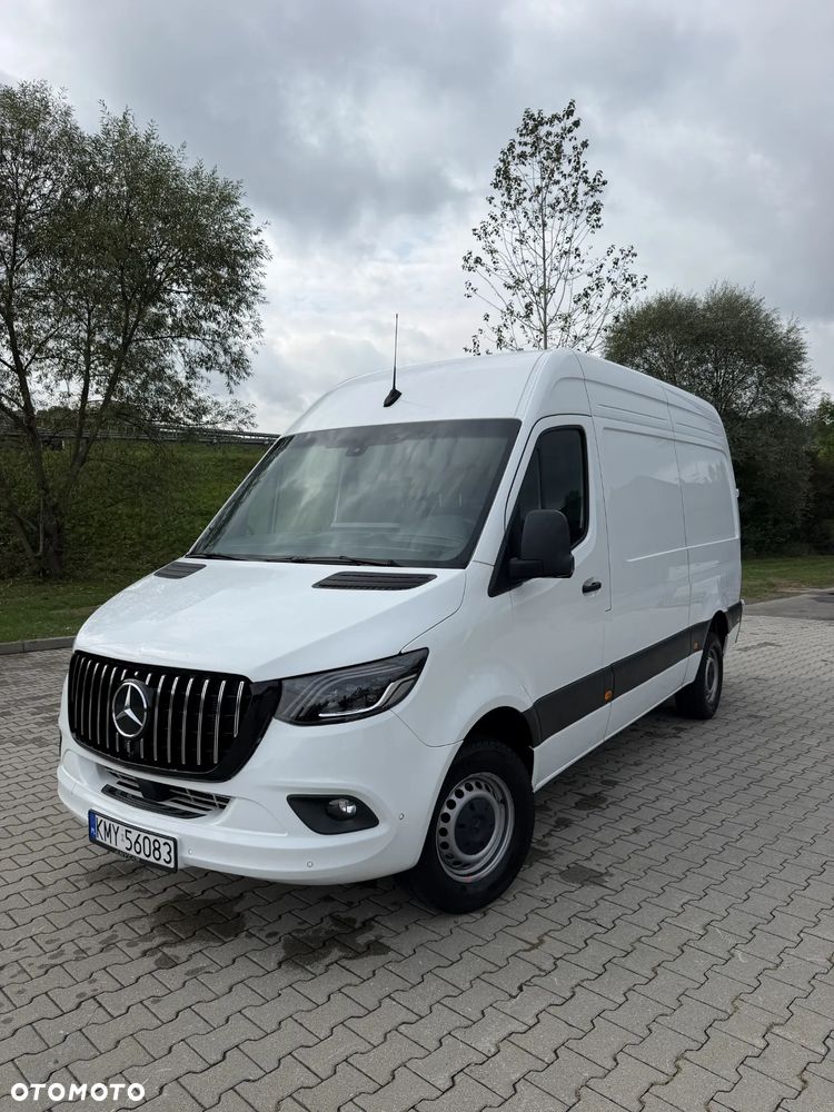 Mercedes-Benz Sprinter 317 - 1