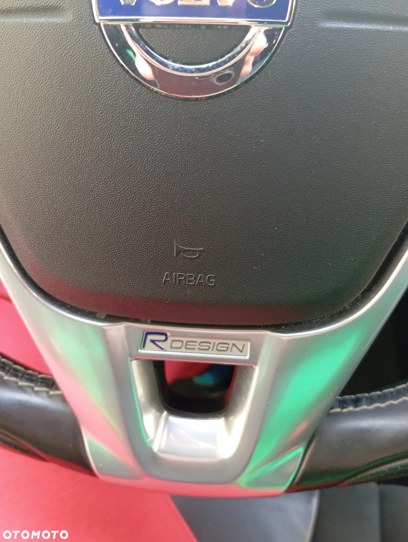 Volvo V40 D2 Drive-E R-Design Momentum - 13