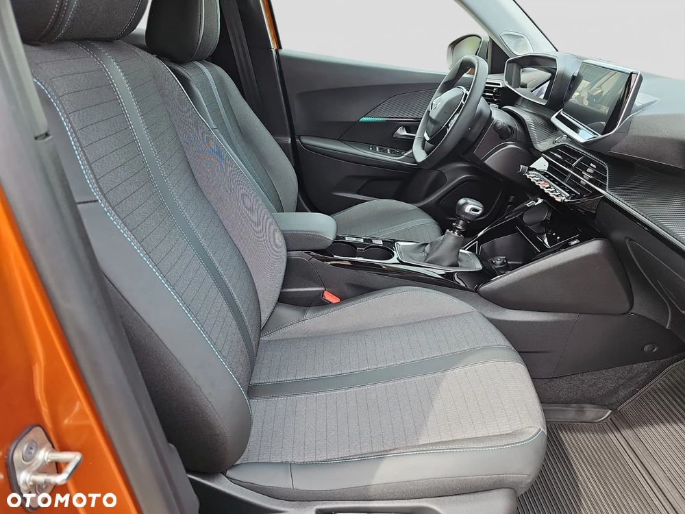 Peugeot 2008 1.2 PureTech Allure Pack S&S - 18
