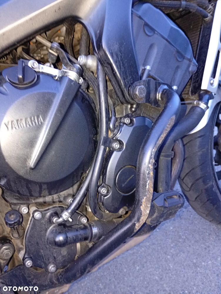 Yamaha FZ6 - 9