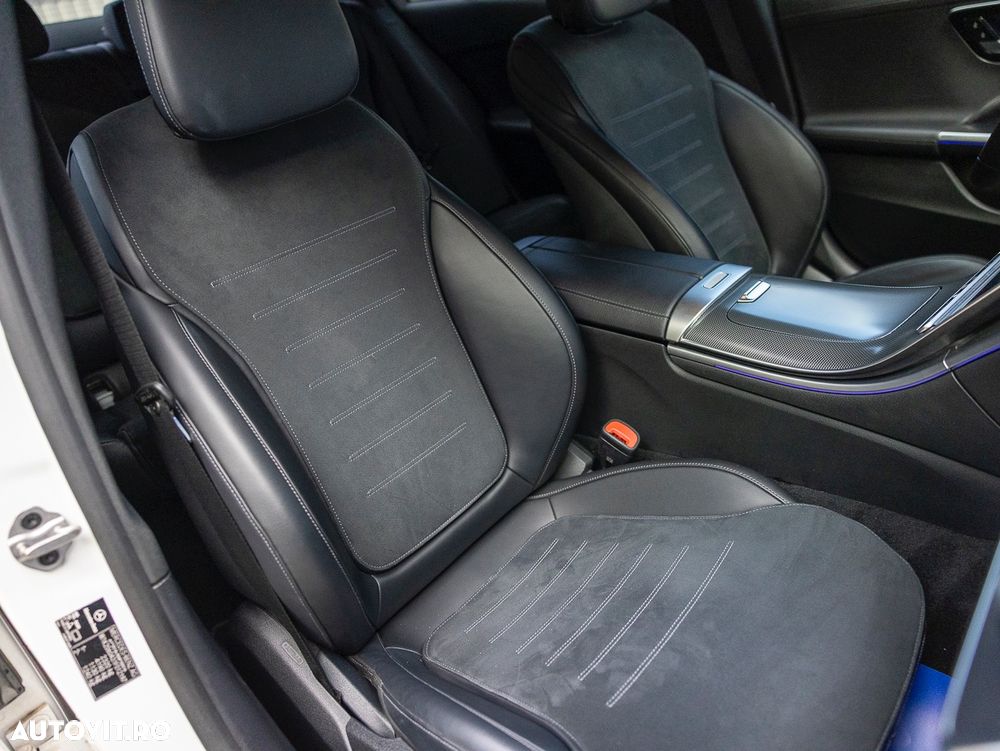 Mercedes-Benz C 200 4Matic 9G-TRONIC AMG Line - 30