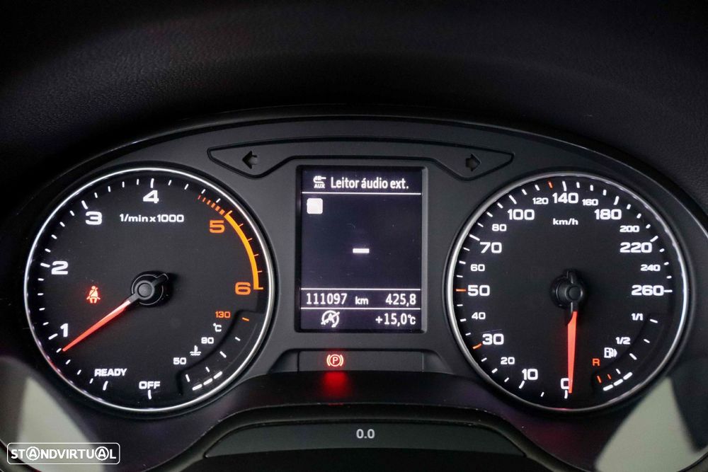 Audi Q2 1.6 TDI Design - 14