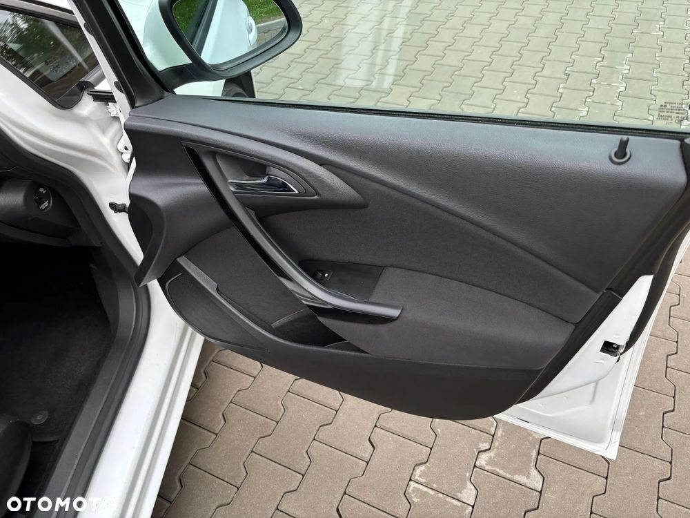 Opel Astra 1.4 Turbo - 18
