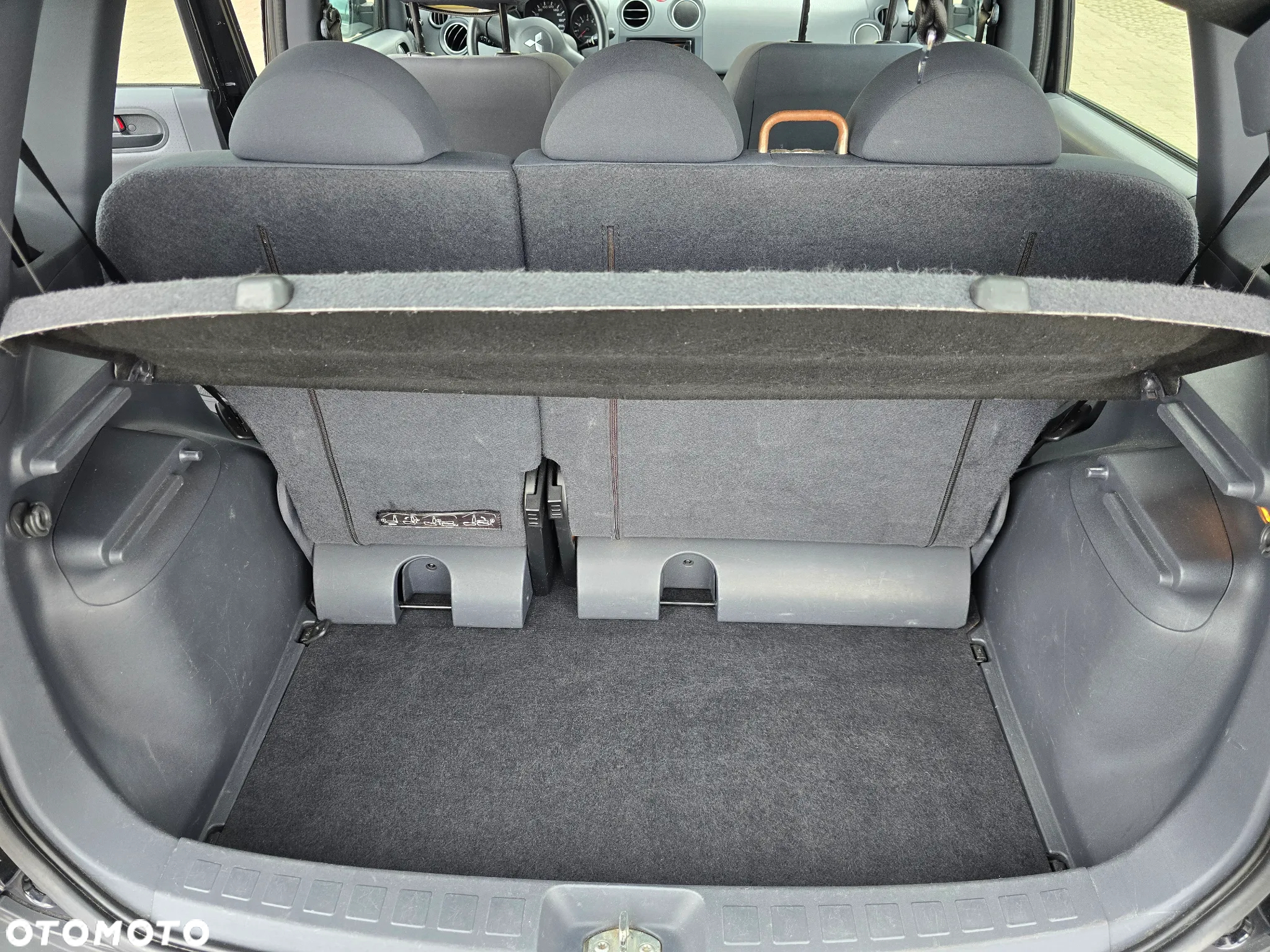 Mitsubishi Colt 1.1 Inform - 14