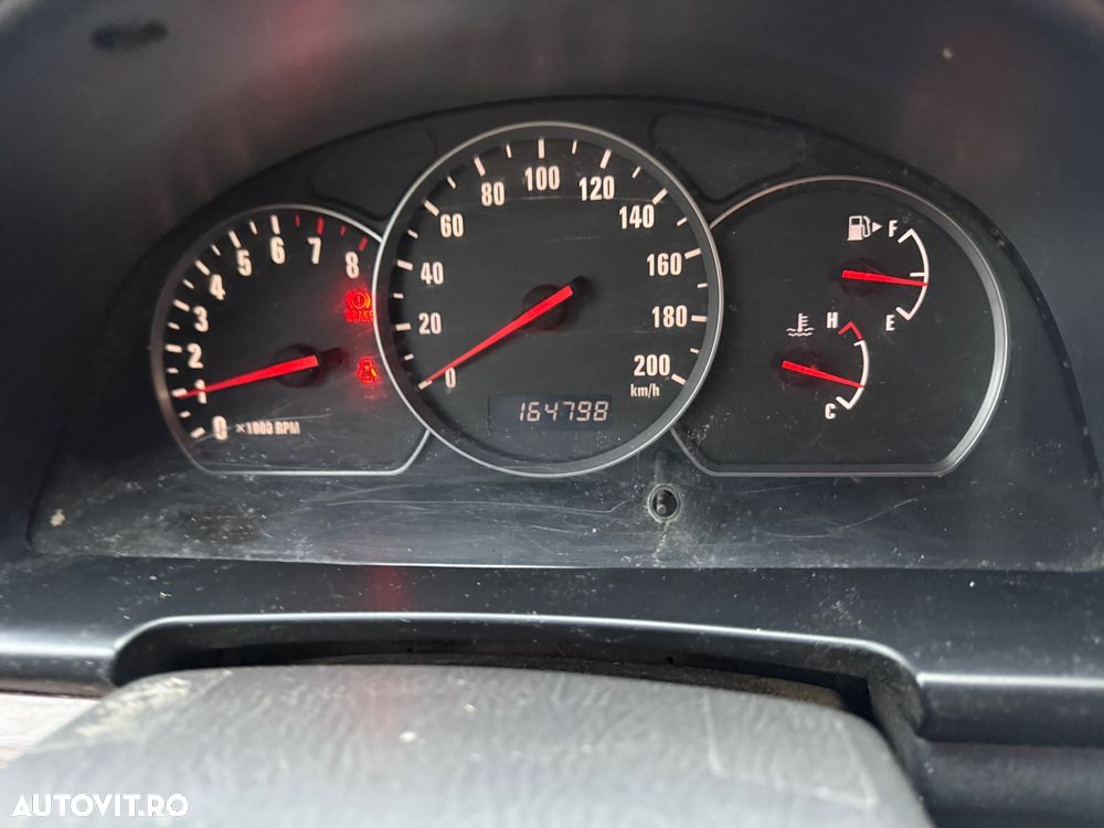 Suzuki Grand Vitara 1.6 Limited - 9