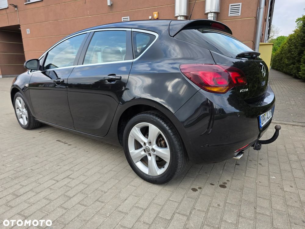 Opel Astra 1.4 Turbo Cosmo - 16