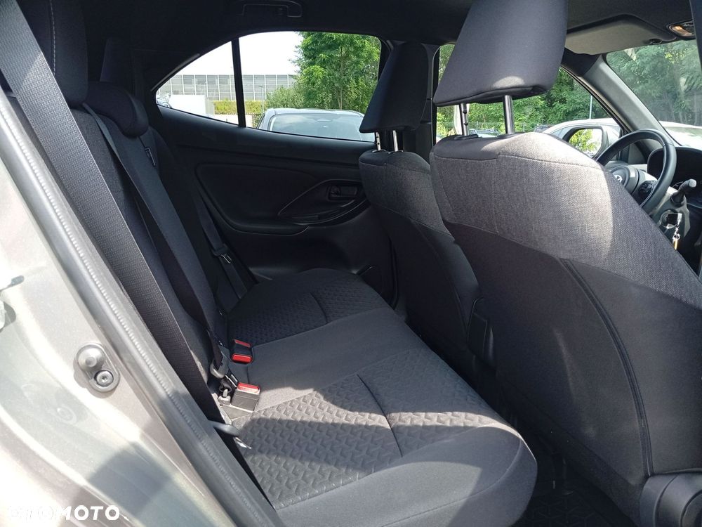 Toyota Yaris Cross Hybrid 1.5 Comfort - 20