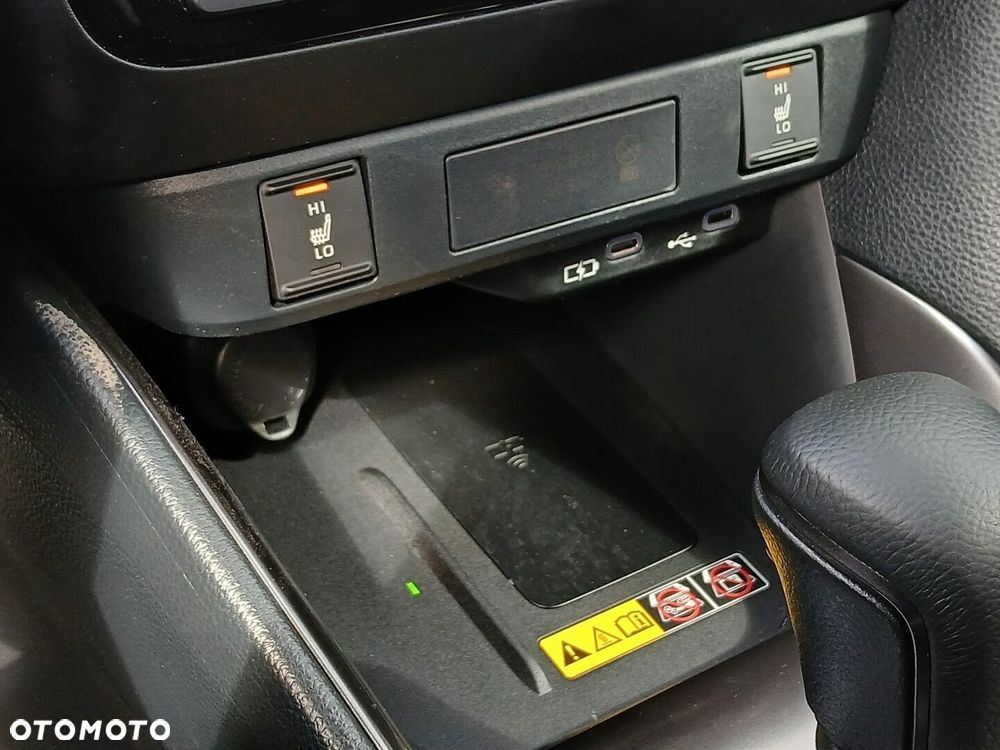 Toyota Yaris Hybrid 1.5 GR Sport - 23