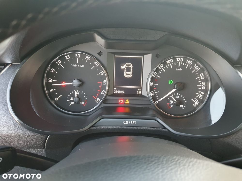 Skoda Octavia 1.6 TDI Classic - 24