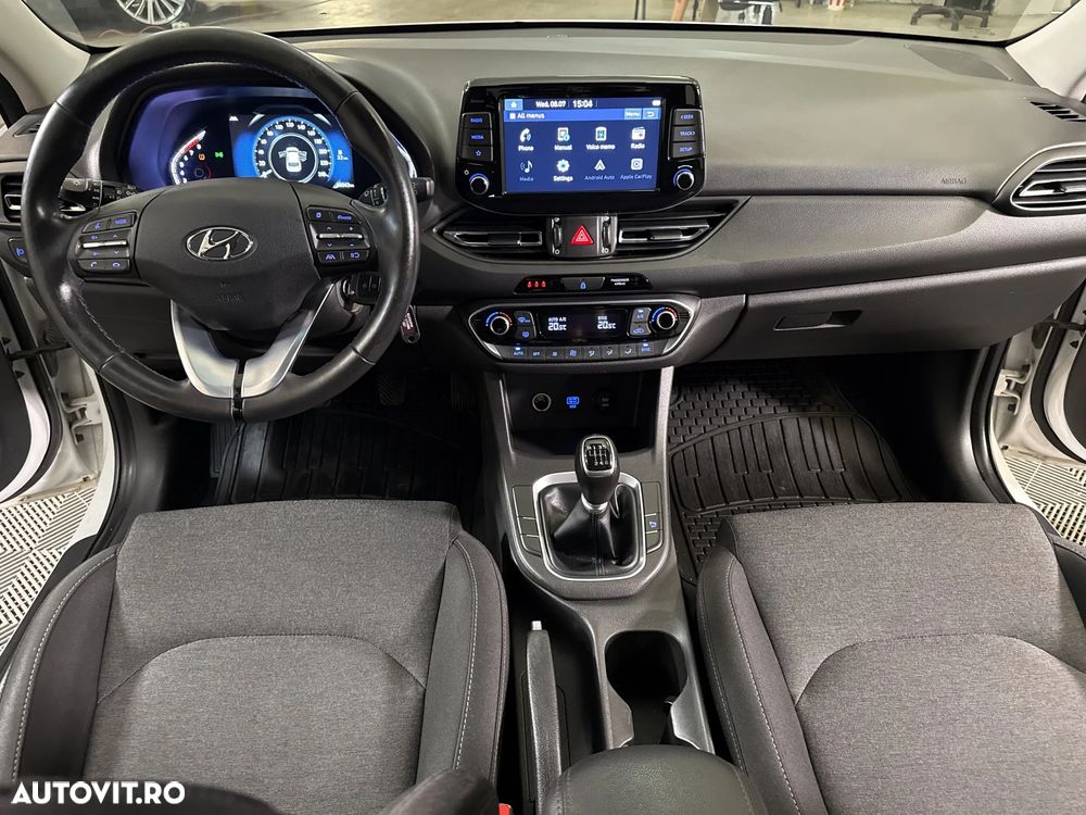 Hyundai i30 - 10