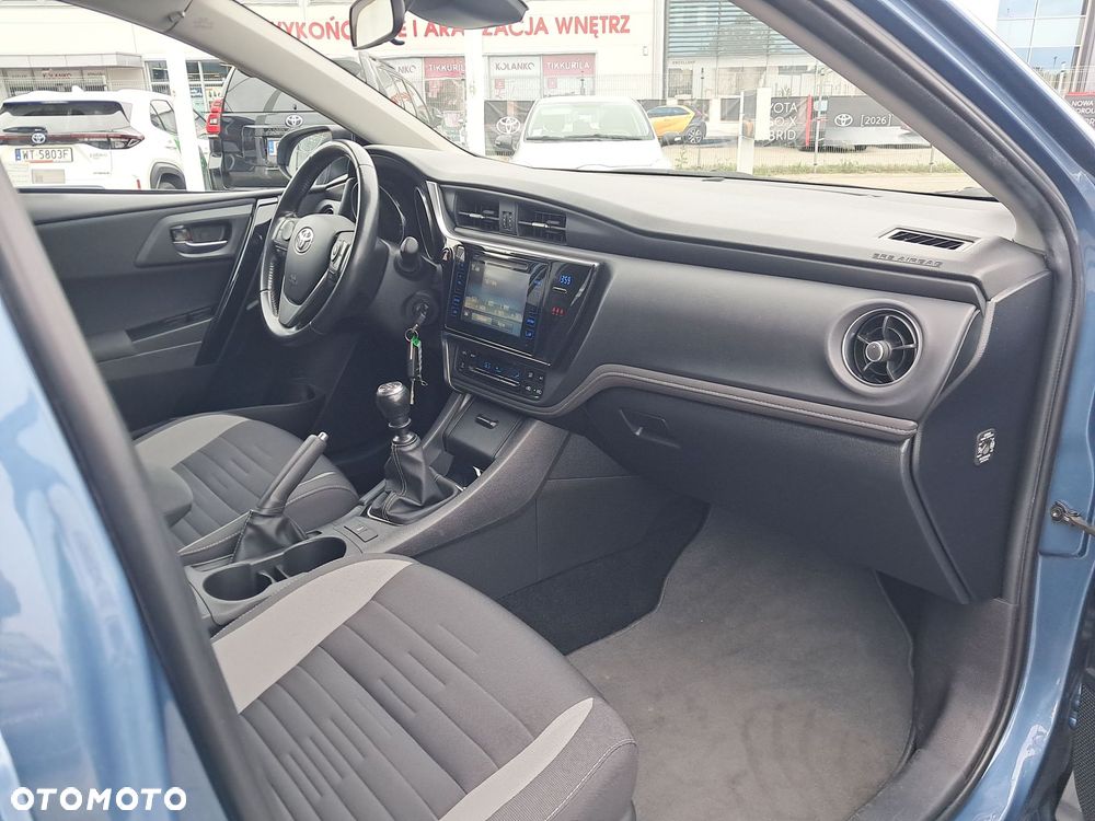Toyota Auris - 29