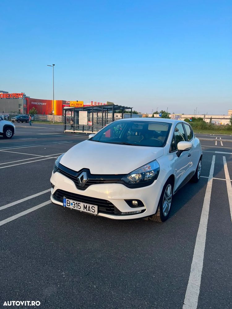 Renault Clio - 8
