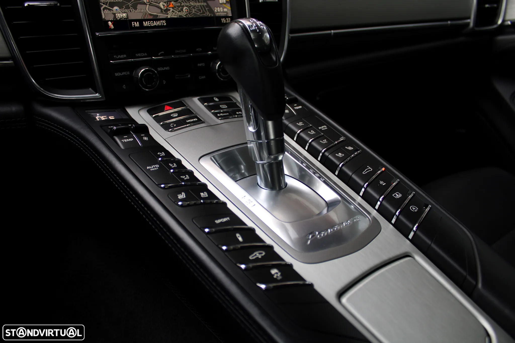 Porsche Panamera Diesel Platinum Edition - 42