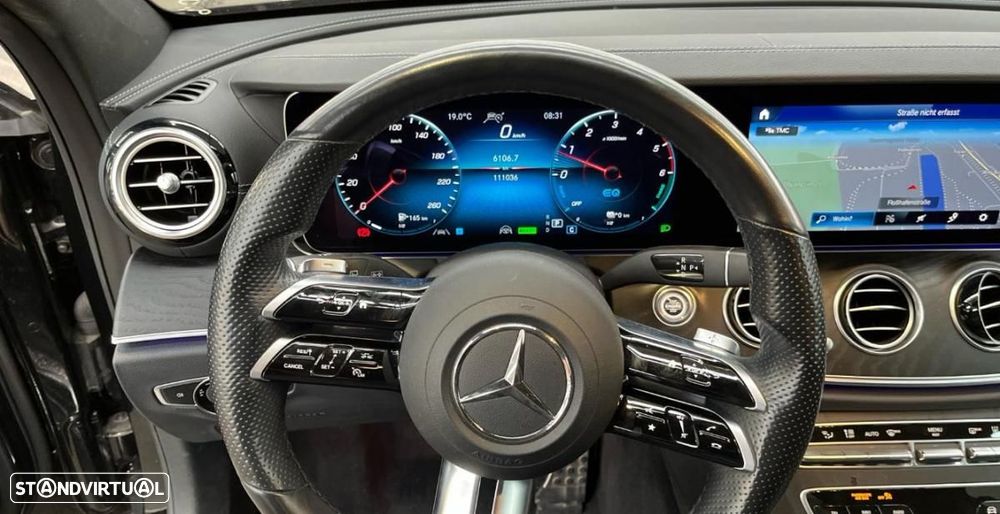 Mercedes-Benz E 300 de AMG Line - 4