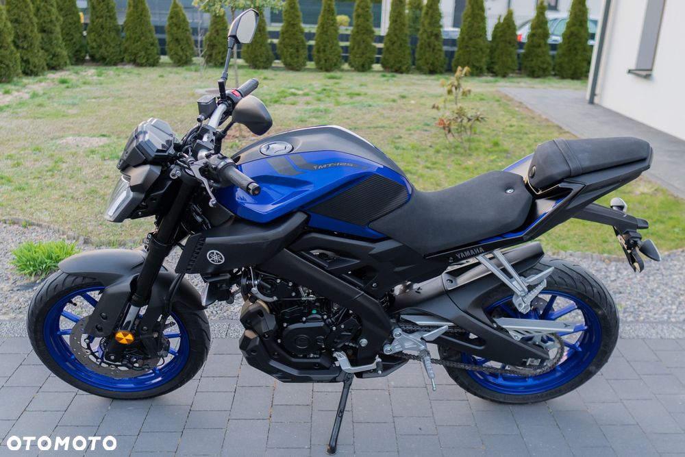 Yamaha MT - 8