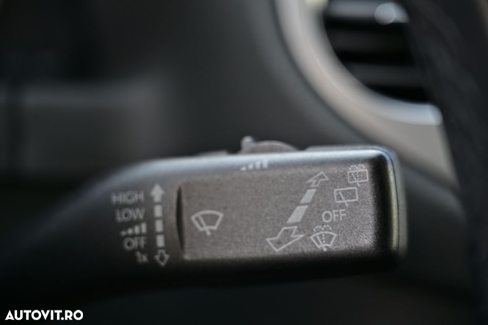 Volkswagen Tiguan 2.0 TDI DPF 4Motion Team - 16