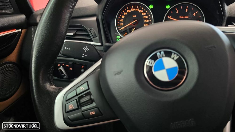 BMW 216 Active Tourer d Line Sport Auto - 26