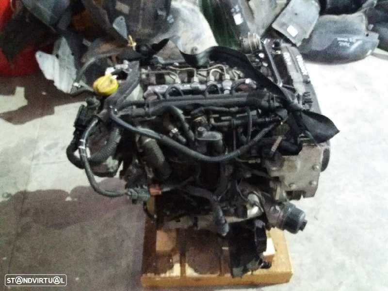 MOTOR COMPLETO FIAT LINEA 2009 - 4