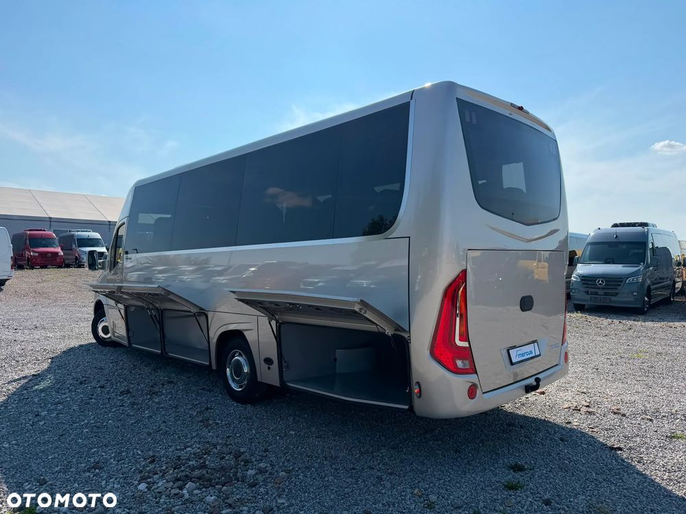 Mercedes-Benz Sprinter 519 - 9